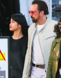 まるで映画のよう ニコラス ケイジ 日本人女優芝田璃子さんと結婚 ニコラスの総資産は 知りタイムズ